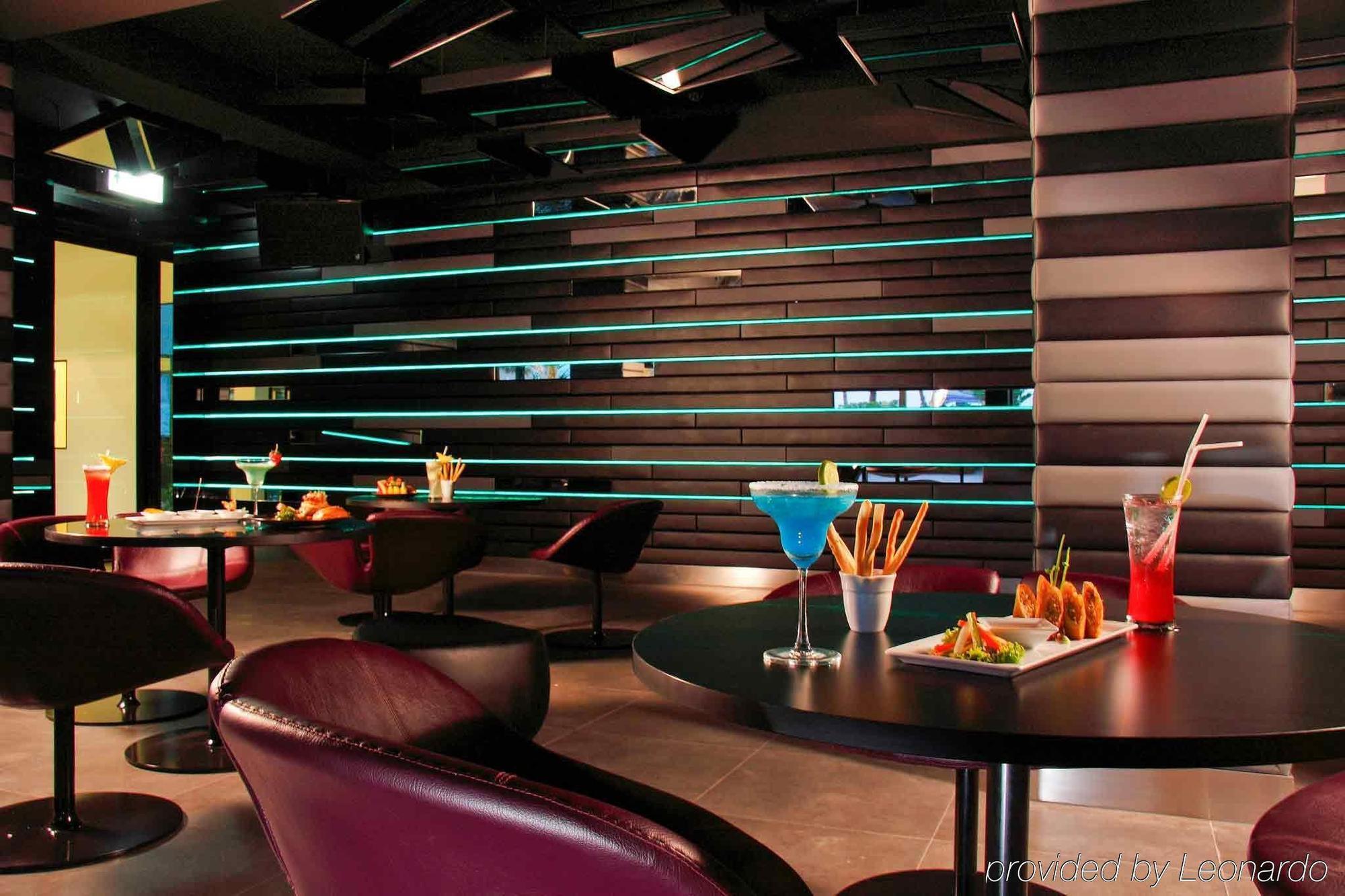 B - Lay Tong Resort Phuket Restaurante foto